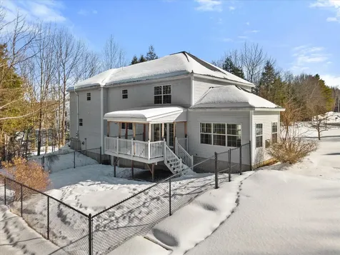 19 Crestview Drive Orono ME 04473