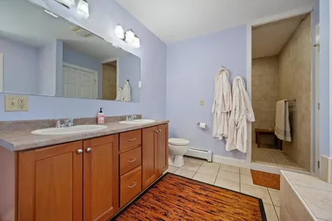 19 Crestview Drive Orono ME 04473
