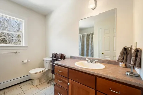 19 Crestview Drive Orono ME 04473