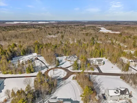 19 Crestview Drive Orono ME 04473