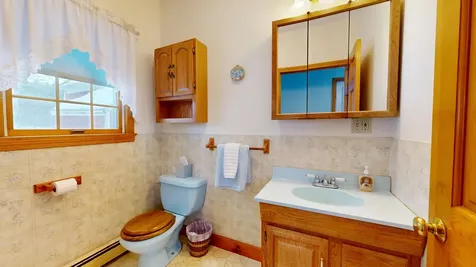 1696 Federal Road Livermore ME 04253