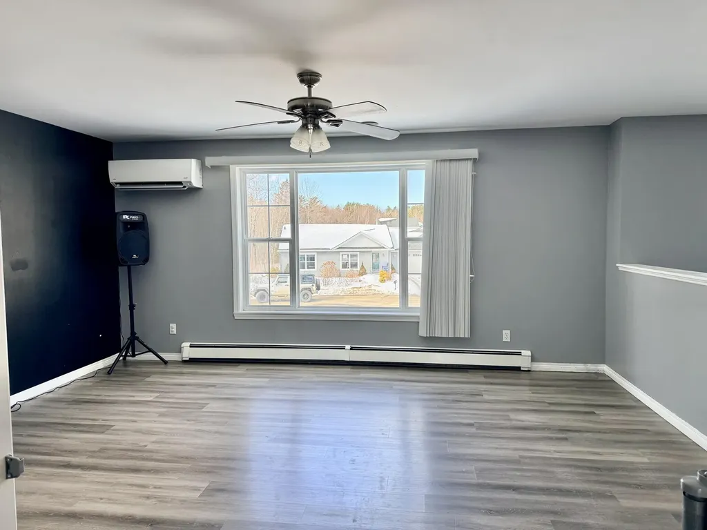 132 Sunny Hollow Place Bangor ME 04401