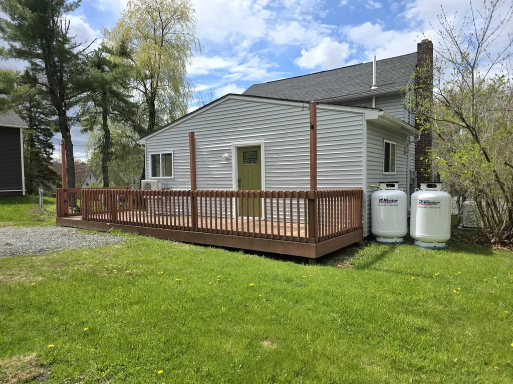 42 Coldbrook Road Hampden ME 04444