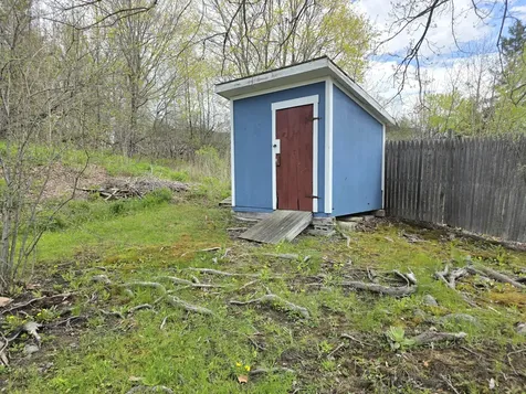 42 Coldbrook Road Hampden ME 04444