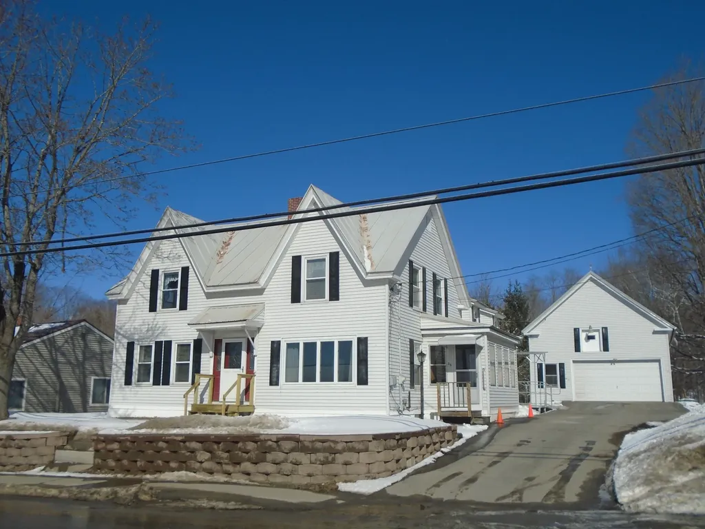 35 Belgrade Road Oakland ME 04963