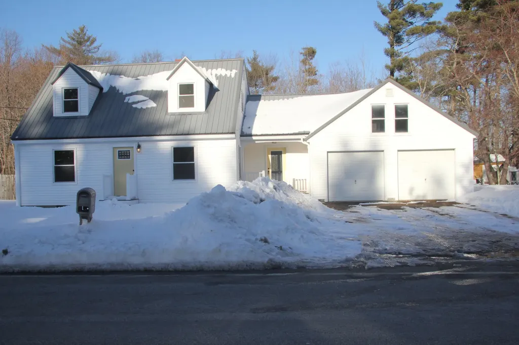 220 School Street Sanford ME 04073