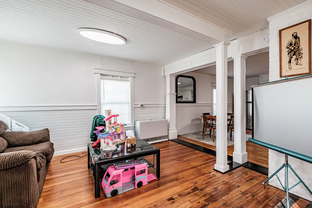107 Ocean Avenue Old Orchard Beach ME 04064