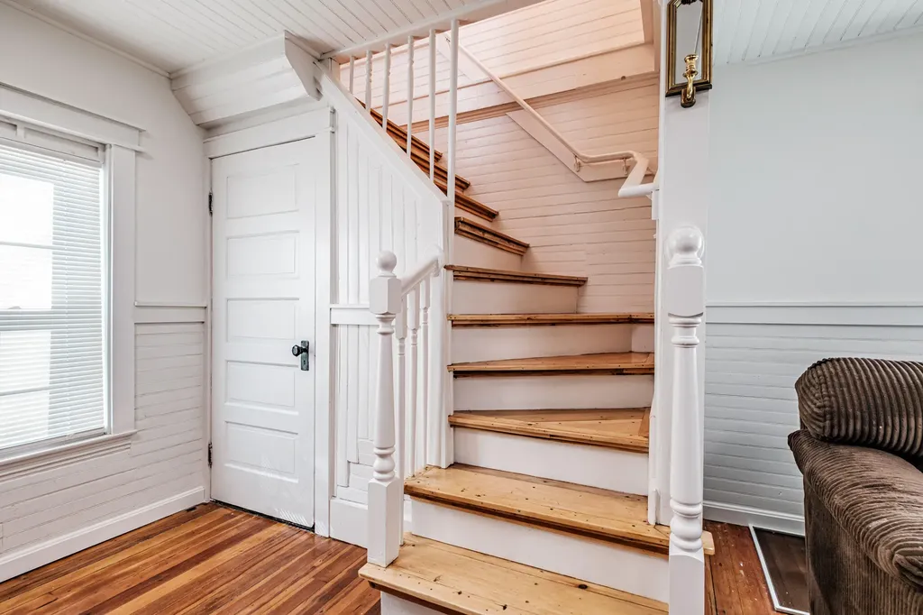 107 Ocean Avenue Old Orchard Beach ME 04064