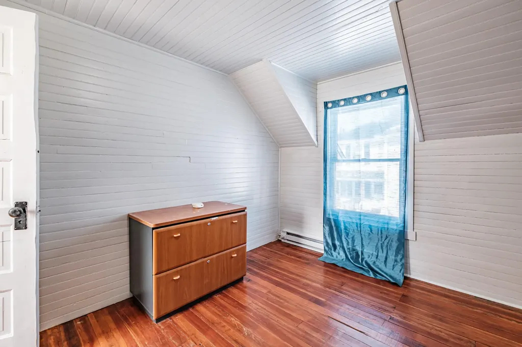 107 Ocean Avenue Old Orchard Beach ME 04064