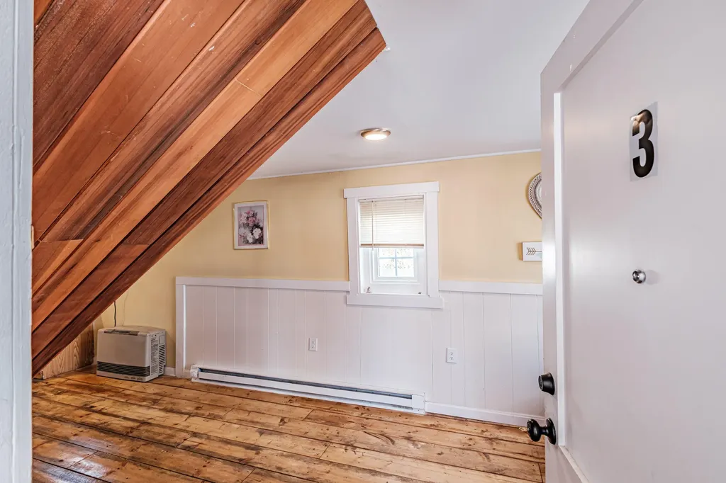 107 Ocean Avenue Old Orchard Beach ME 04064