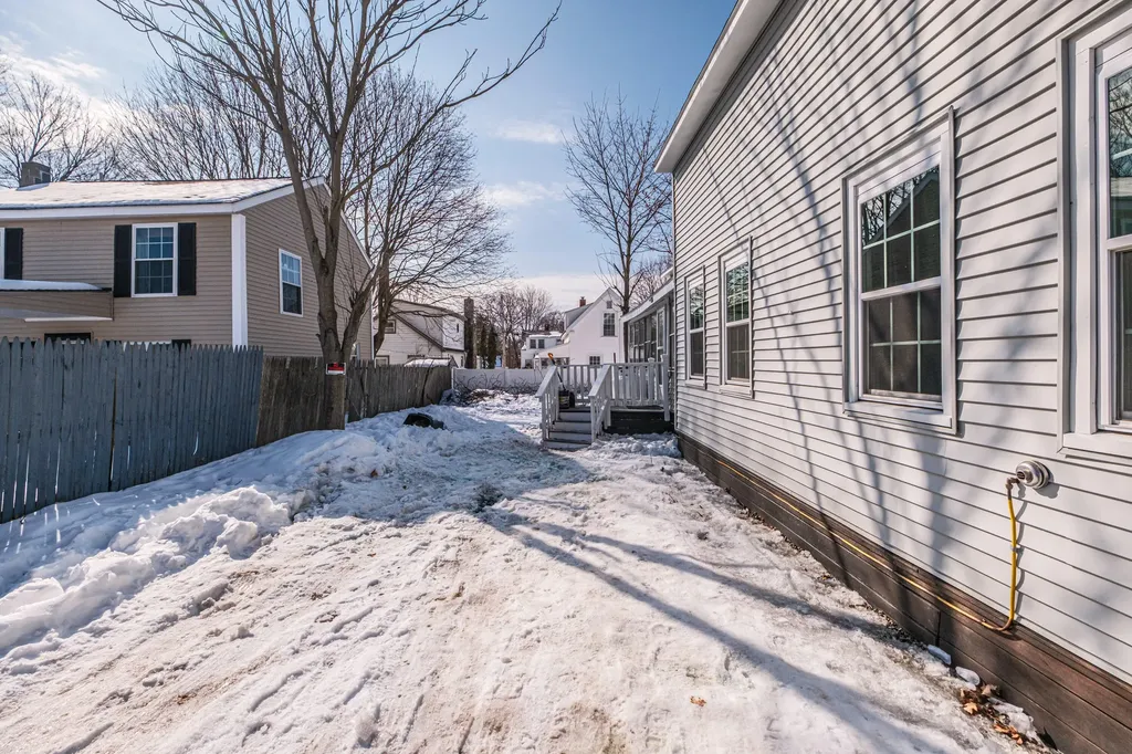 107 Ocean Avenue Old Orchard Beach ME 04064