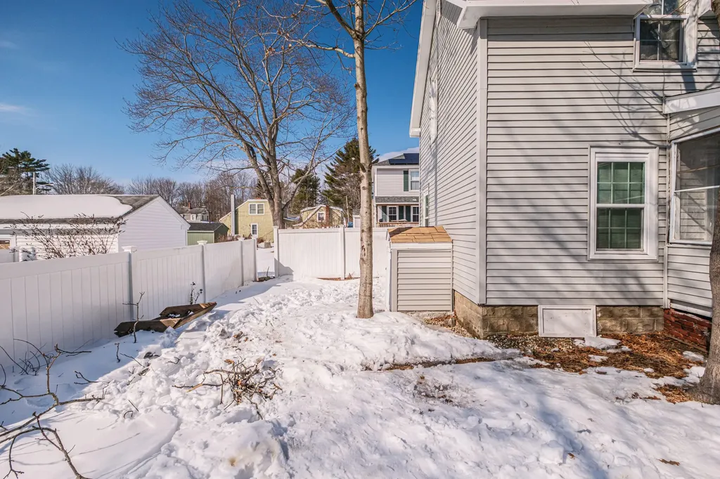 107 Ocean Avenue Old Orchard Beach ME 04064