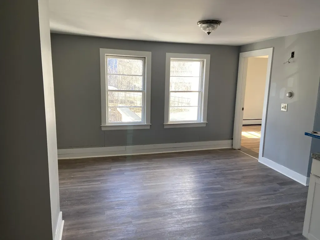 21 Laurel Street Augusta ME 04330