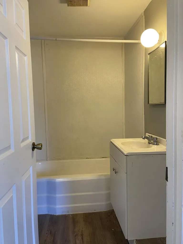 21 Laurel Street Augusta ME 04330