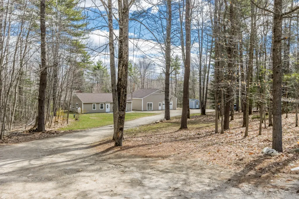 829 Bridgton Road Sebago ME 04029
