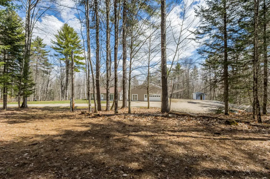 829 Bridgton Road Sebago ME 04029