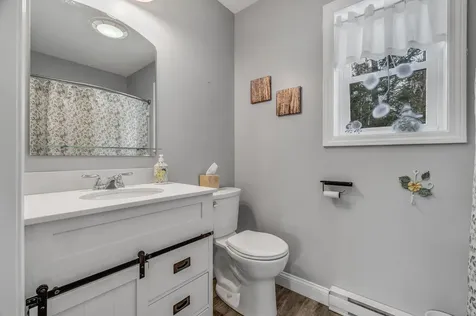 291 White Point Estates Road Lincoln ME 04457
