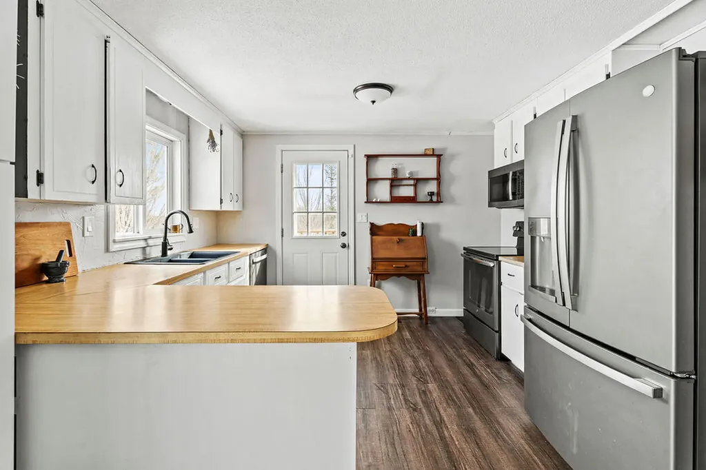 611 Horseback Road Carmel ME 04419