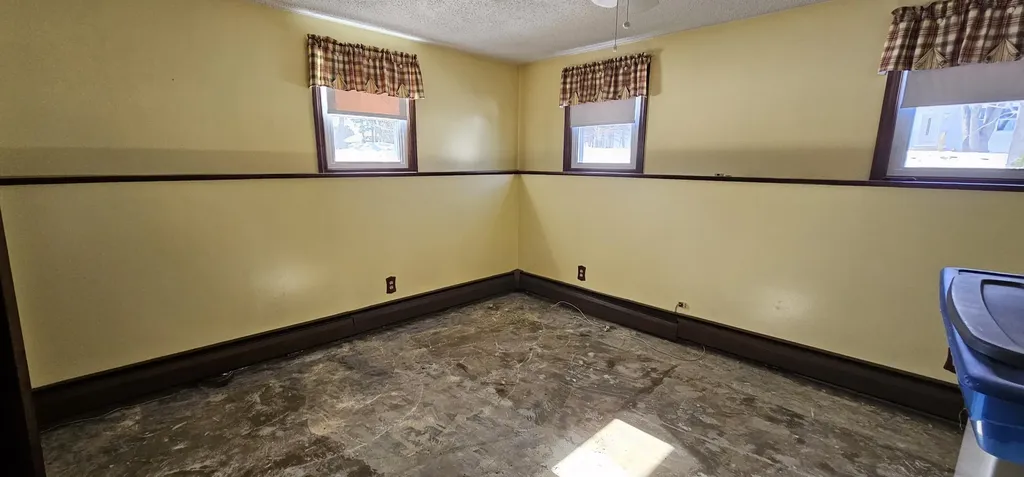 12 Harry Street Winslow ME 04901