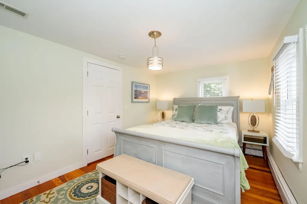 281 York Street York ME 03909