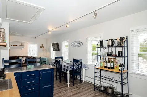 281 York Street York ME 03909