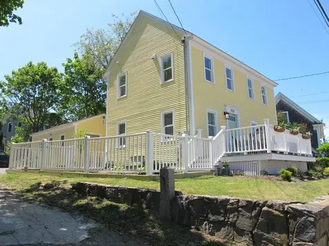 281 York Street York ME 03909