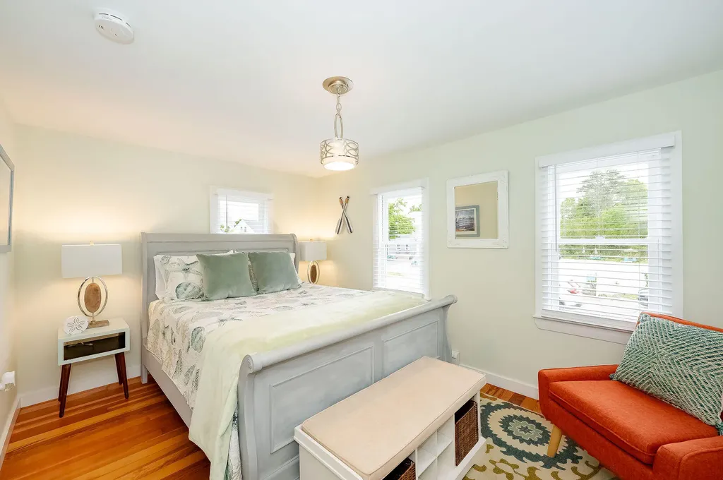 281 York Street York ME 03909