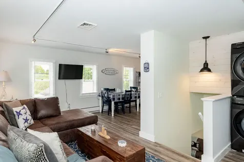 281 York Street York ME 03909