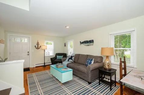 281 York Street York ME 03909