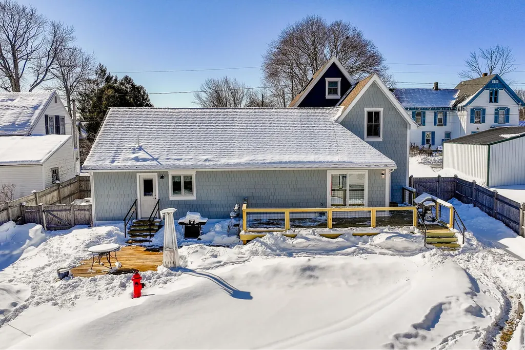 21 Maverick Street Rockland ME 04841