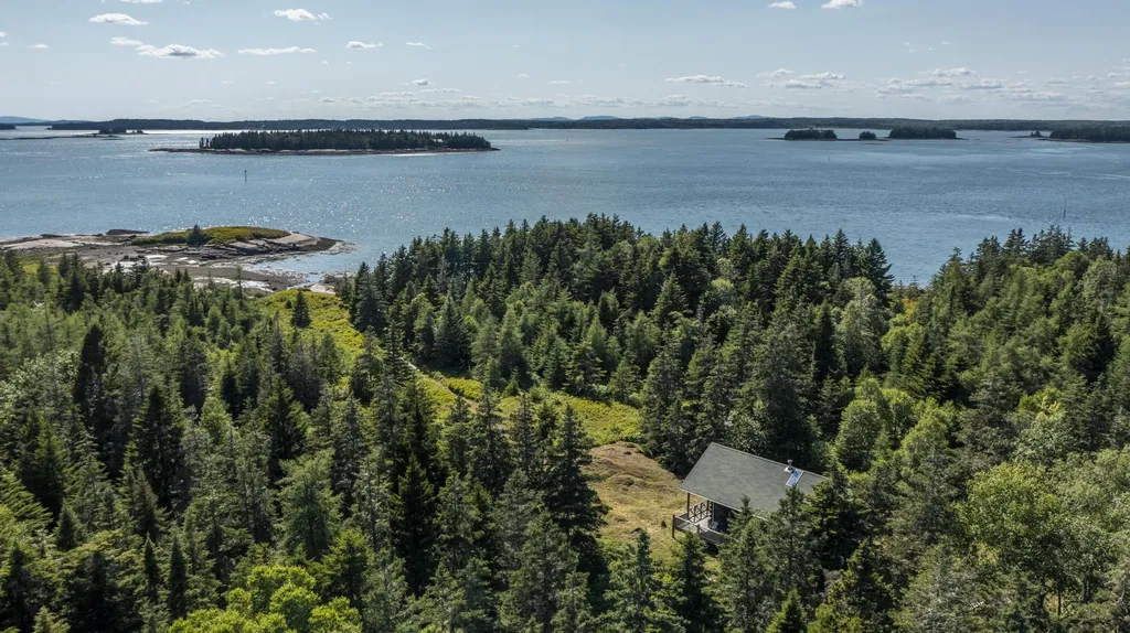 0 Pomp Island Beals ME 04611