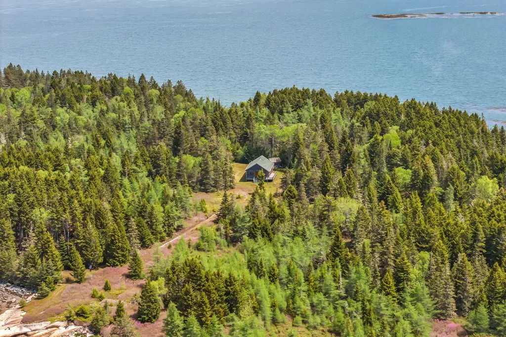 0 Pomp Island Beals ME 04611