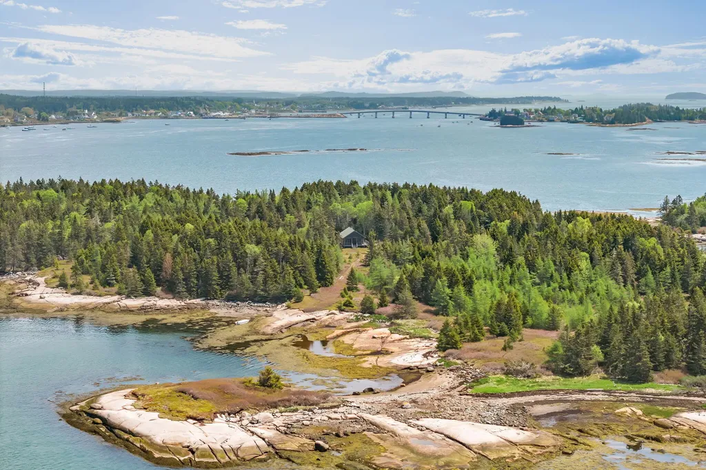 0 Pomp Island Beals ME 04611