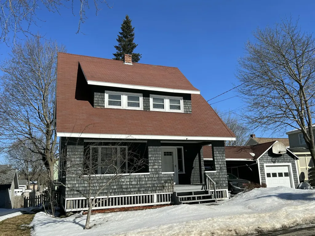 18 Fowler Street Augusta ME 04330
