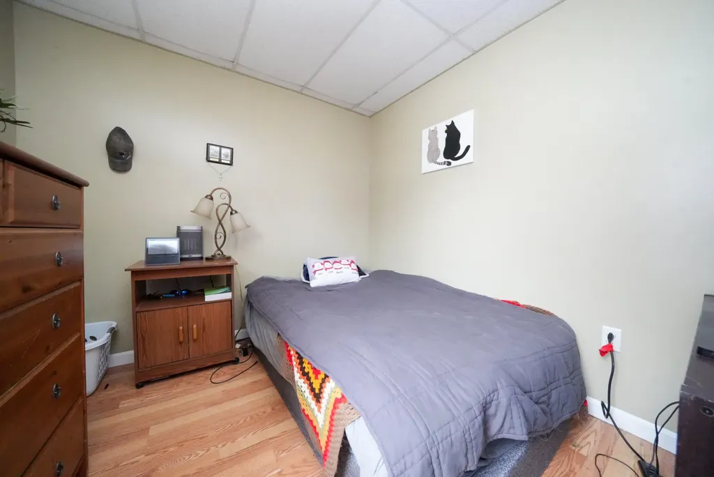 25 Margin Street Orono ME 04473