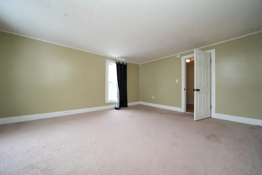 25 Margin Street Orono ME 04473