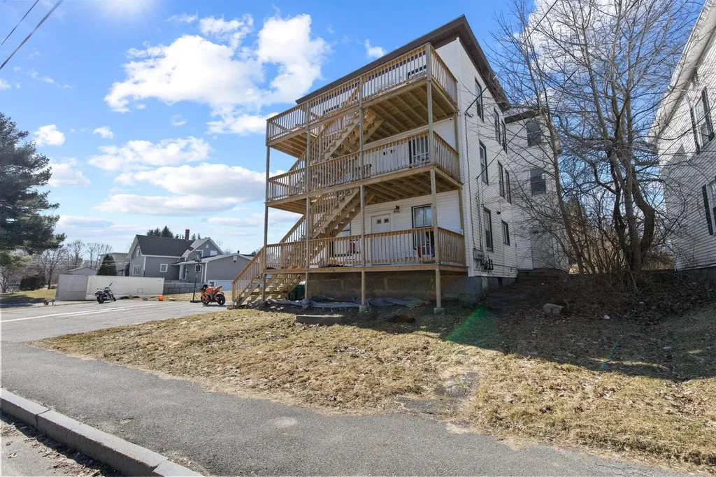 170 Cleaves Street Biddeford ME 04005