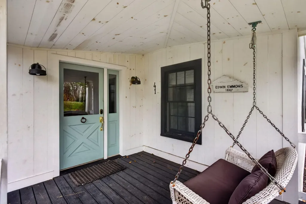 41 Mills Road Kennebunkport ME 04046