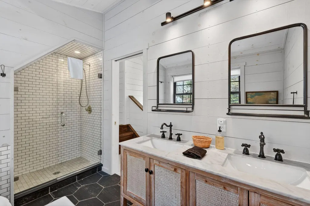 41 Mills Road Kennebunkport ME 04046