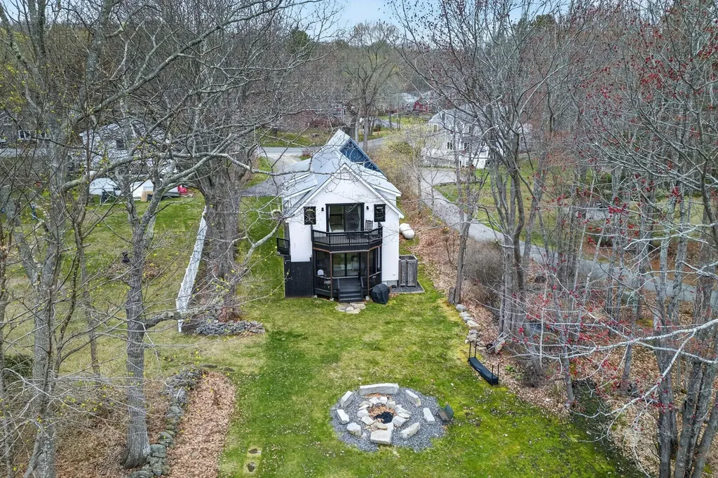 41 Mills Road Kennebunkport ME 04046