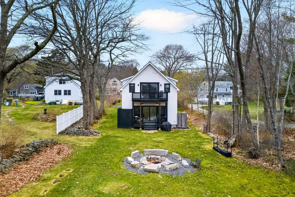 41 Mills Road Kennebunkport ME 04046