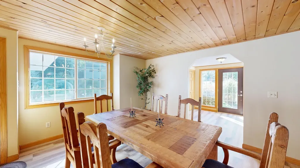 194 Hearthside Road Standish ME 04084