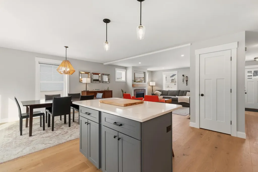 9 Cobblestone Street Falmouth ME 04105