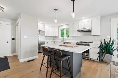9 Cobblestone Street Falmouth ME 04105