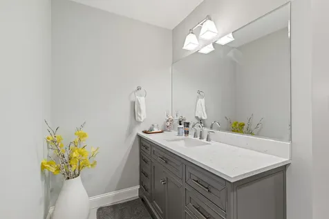 9 Cobblestone Street Falmouth ME 04105
