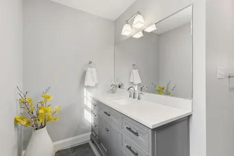 9 Cobblestone Street Falmouth ME 04105
