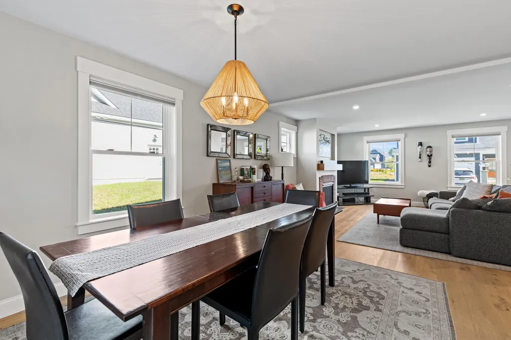 9 Cobblestone Street Falmouth ME 04105