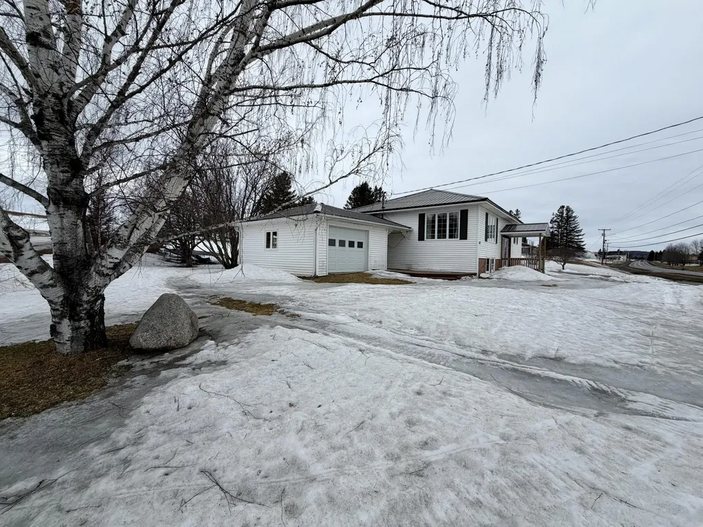272 Main Street Saint Agatha ME 04772