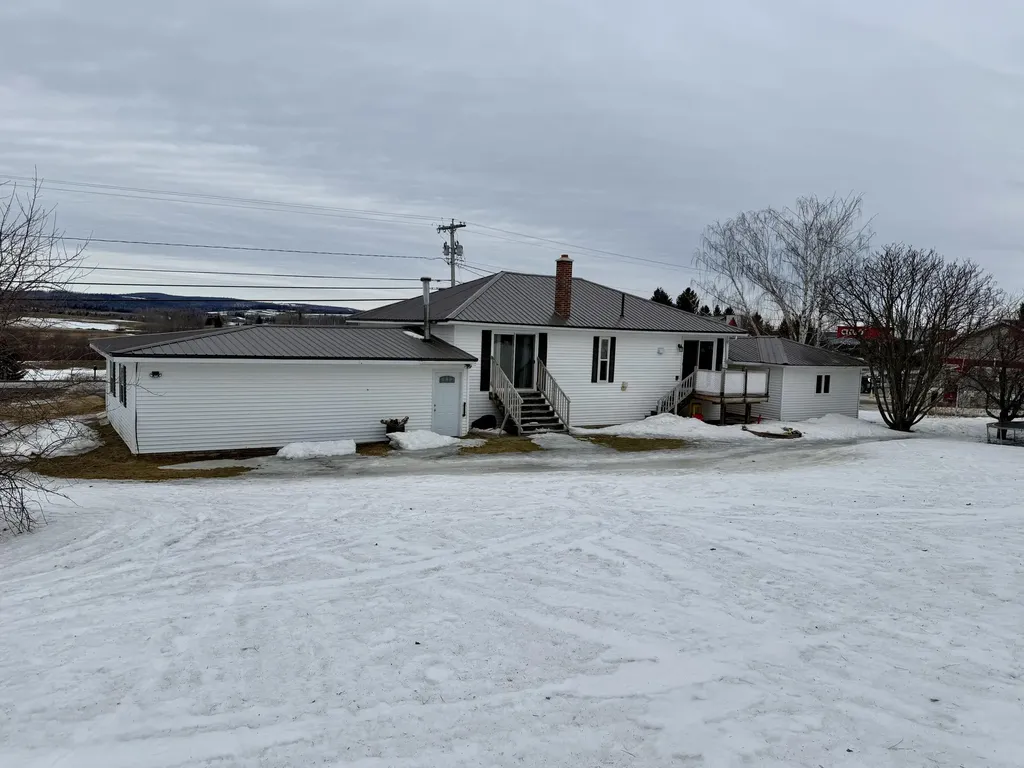 272 Main Street Saint Agatha ME 04772
