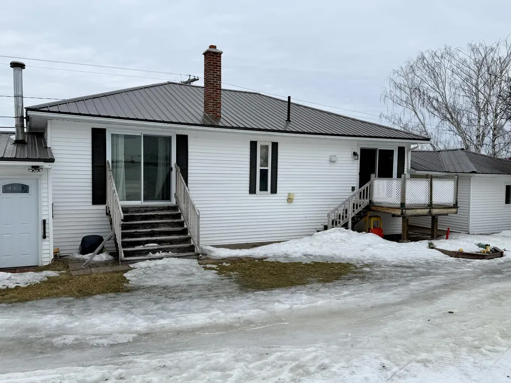 272 Main Street Saint Agatha ME 04772